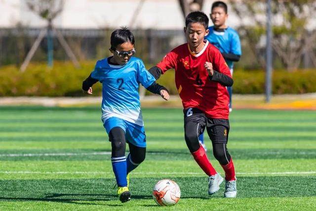 胡金秋17+16广厦逆转新疆 林崴26分同曦胜天津